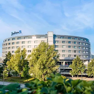 Radisson Blu Hotel, Airport Hotel Hamburk