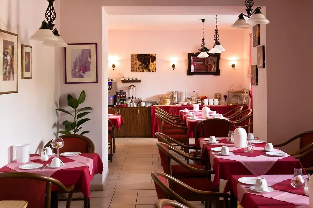 Gastehaus Zur Kurve Hotel Zirndorf